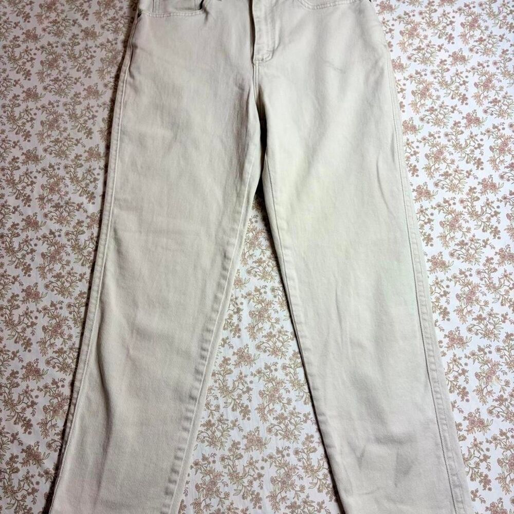 Lee Women's Vintage Cream and Tan Straight Jeans Relaxed